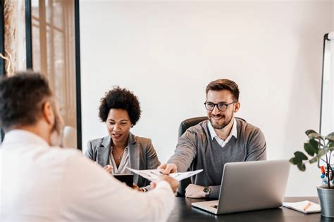 what are jobs similar to recruiting